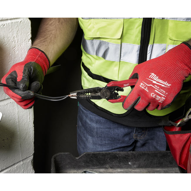 Milwaukee 7in1 High-Leverage Combination Pliers from GME Supply
